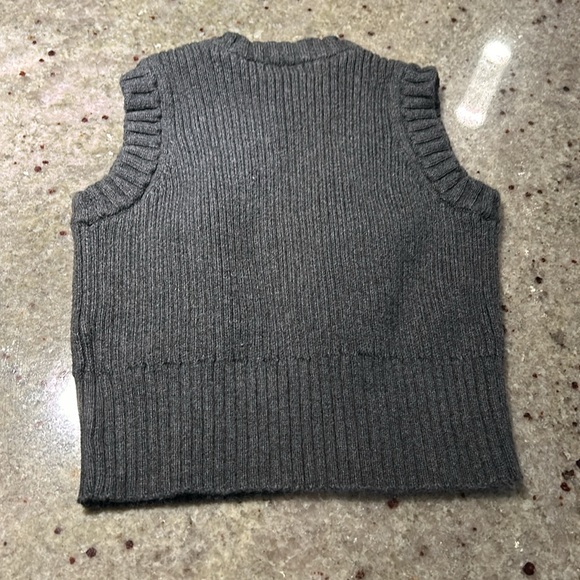 4/$20 Boys Mexx Sweater Vest Sz 9-12 mth - Picture 3 of 3